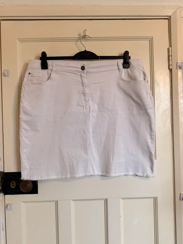 Yours Skirt White Cotton Knee Length Size 22