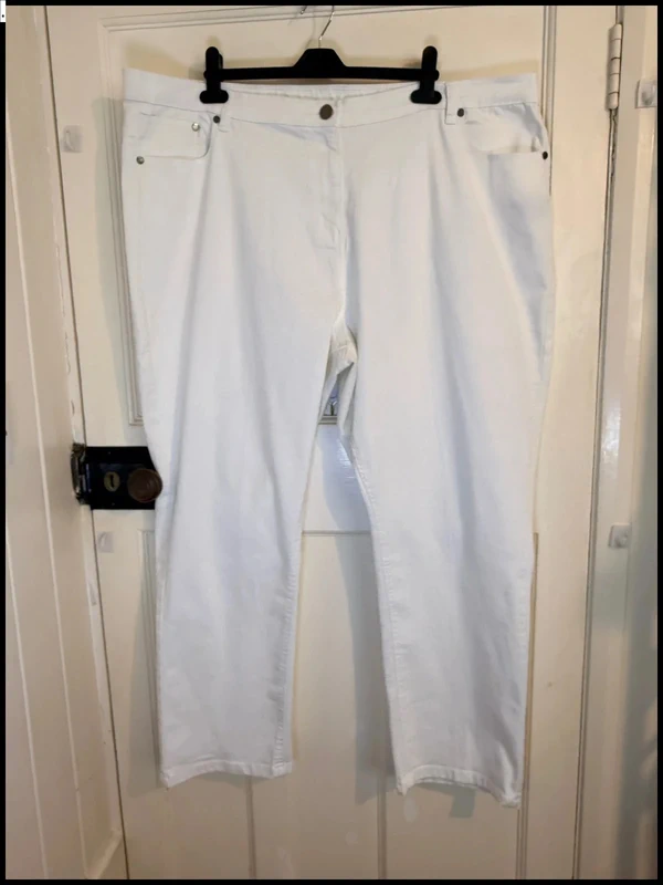 JD Williams Jeans White Straight Leg Size UK 28