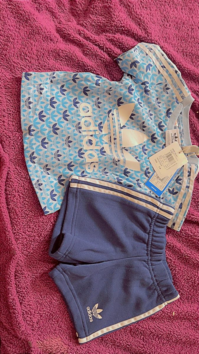 Adidas kids shorts set BNWT