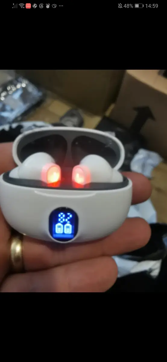 Brand New Wireless Bluetooth Earphones