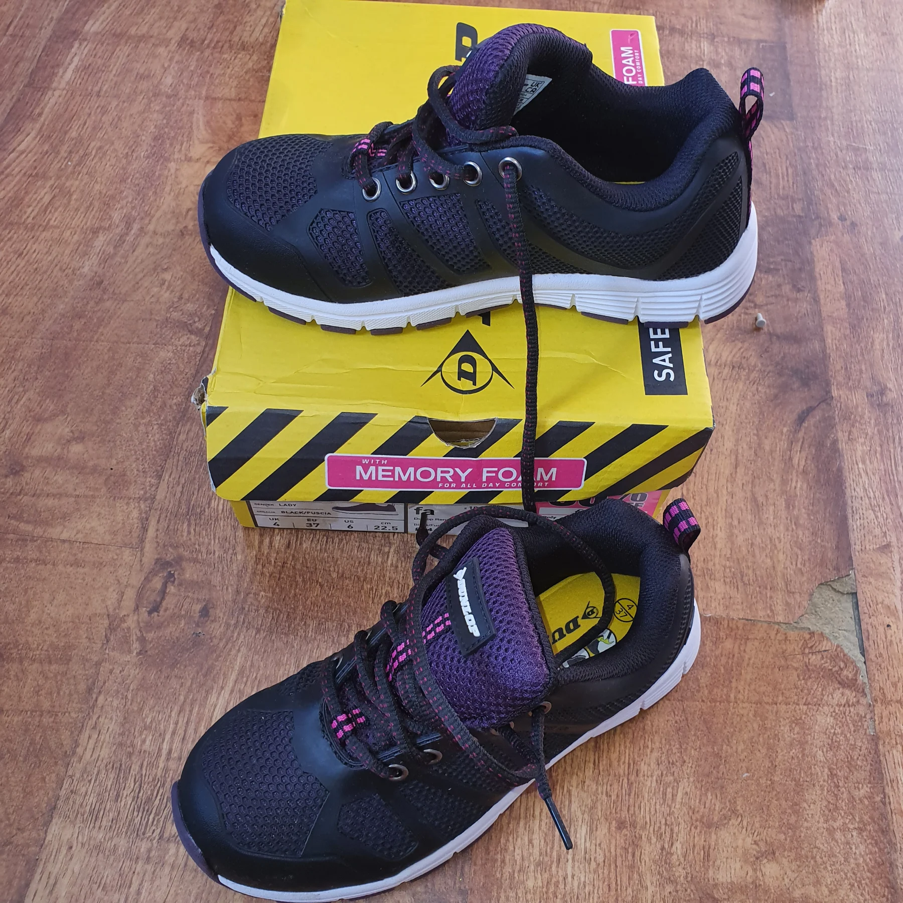 Dunlop Reno steel toe cap work trainers