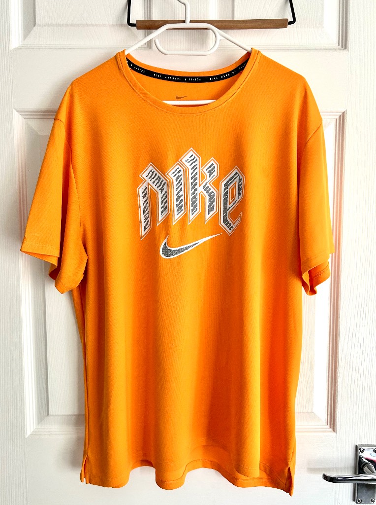Nike Running Division Dri-FIT T-Shirt Men’s XL Orange Running Training Gym Top