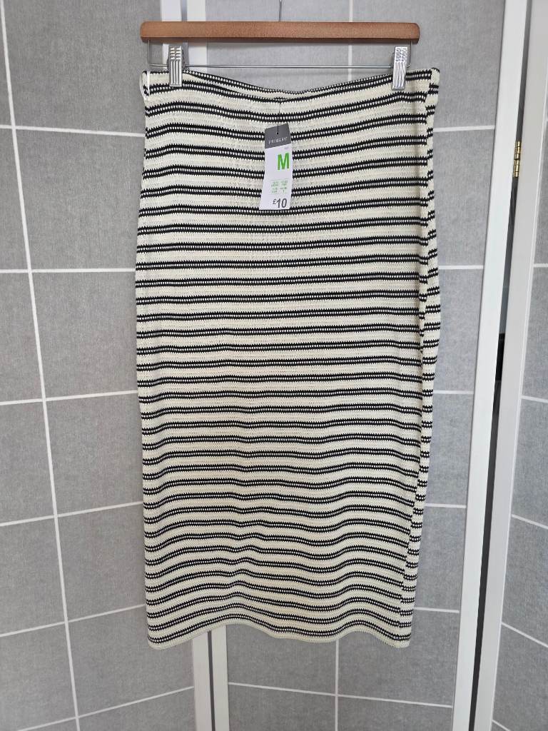 Primark knitted skirt