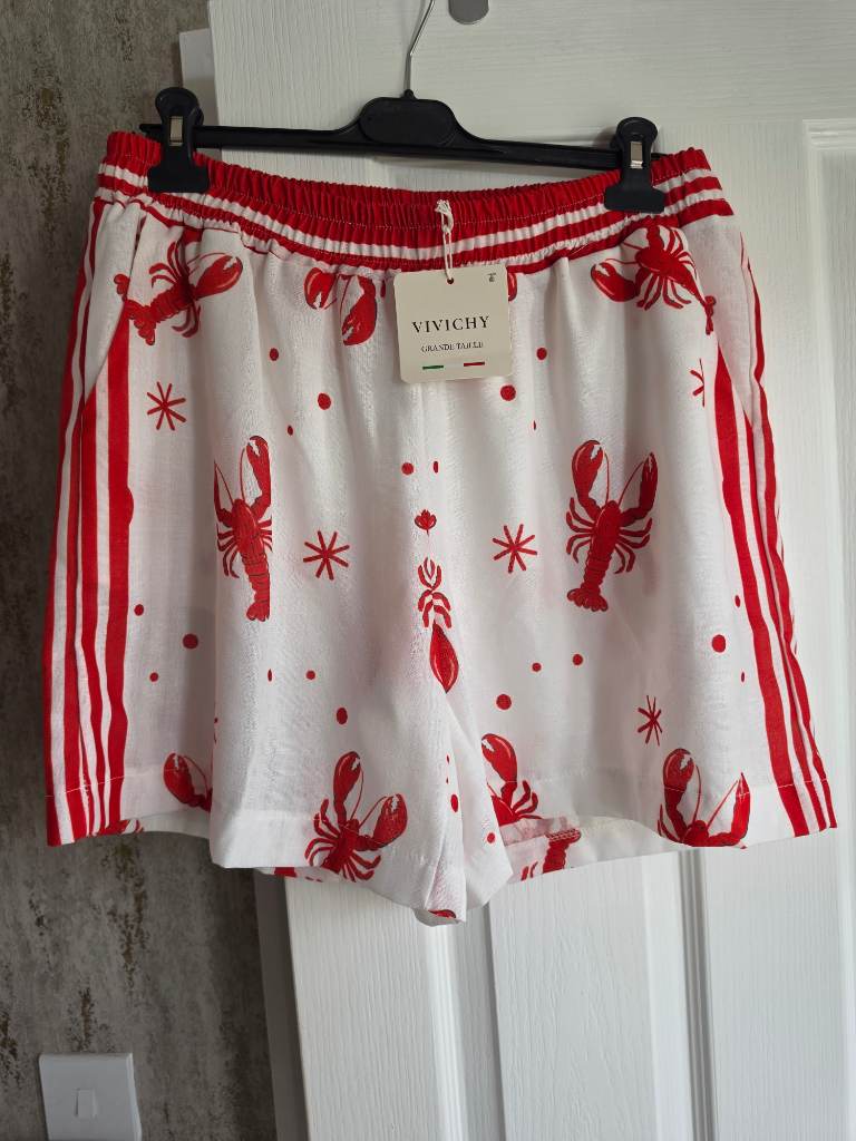 Ladies lobster, Mediterranean print shorts, summer shorts