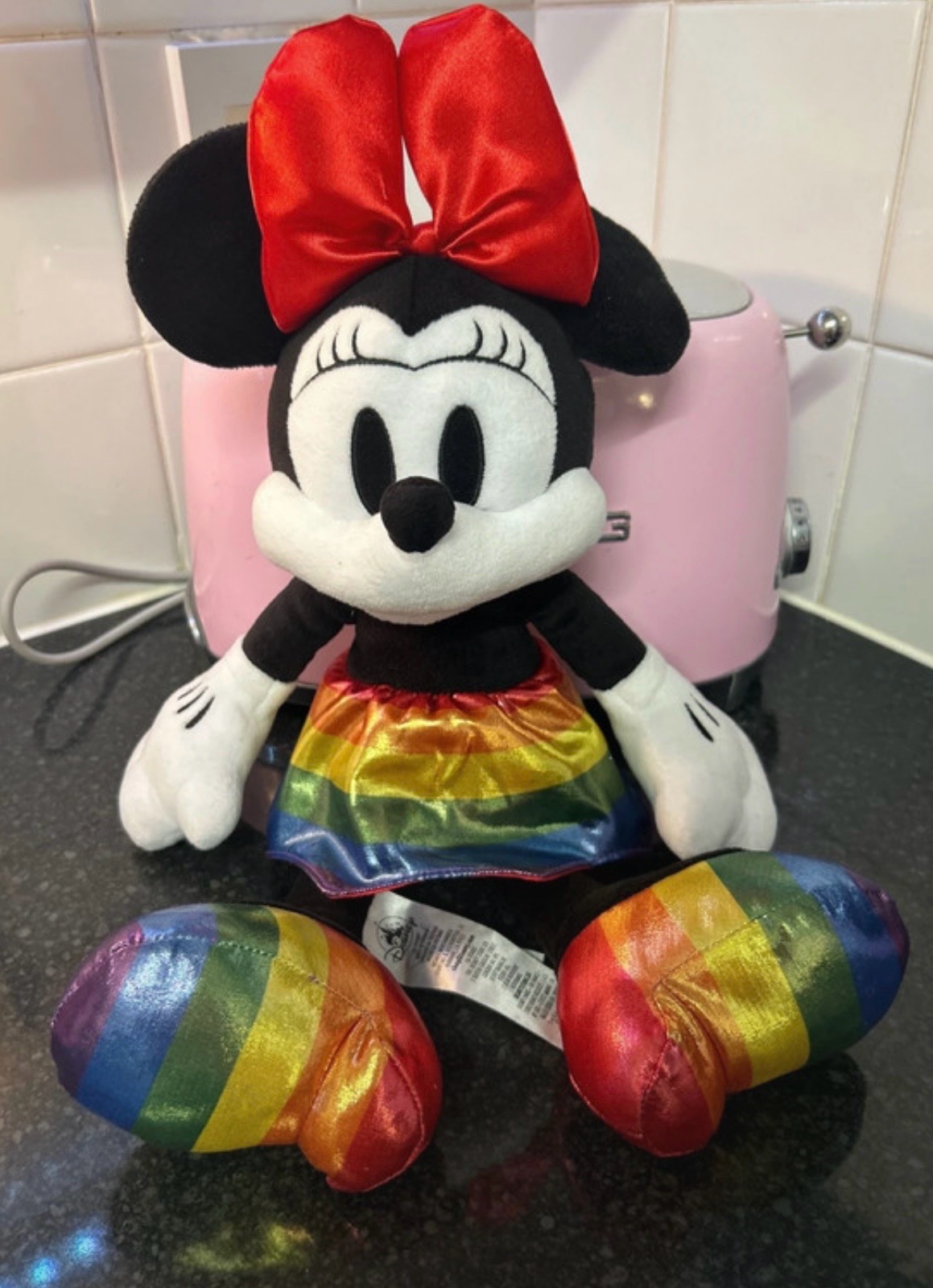 Minnie Mouse rainbow edition