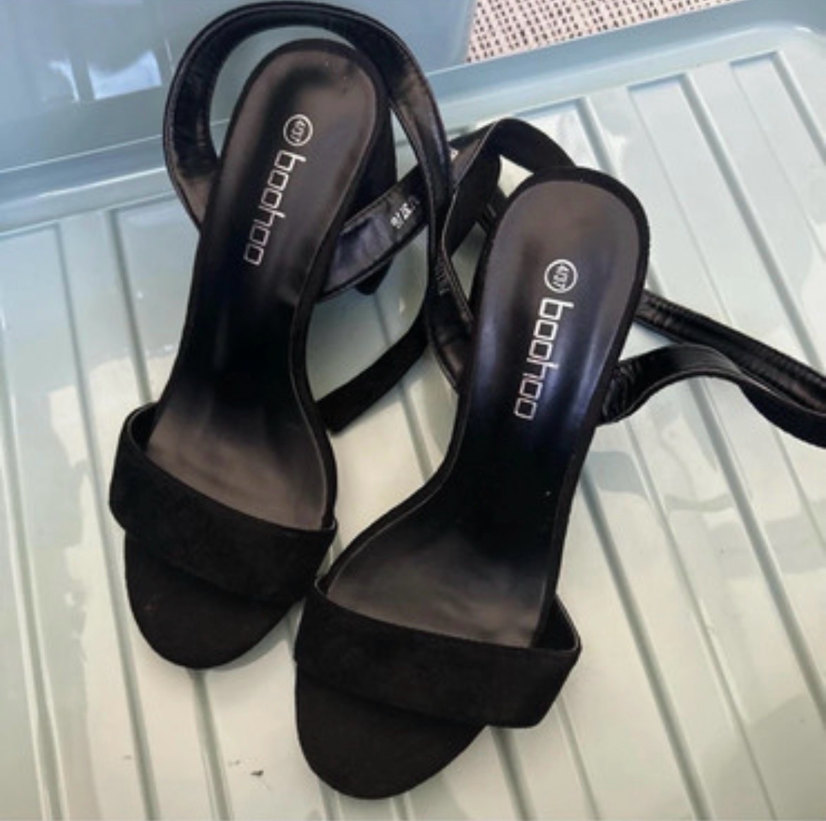 Boohoo black heels
