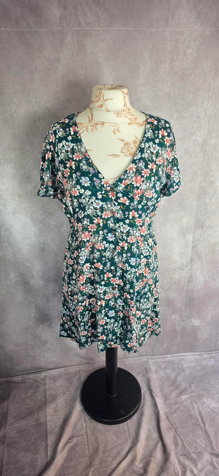 Apricot Green Floral Mini Dress UK 16 EU XL BNWT V-Neck 100% Viscose Boho