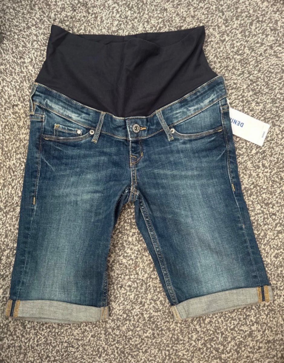 H&M maternity shorts