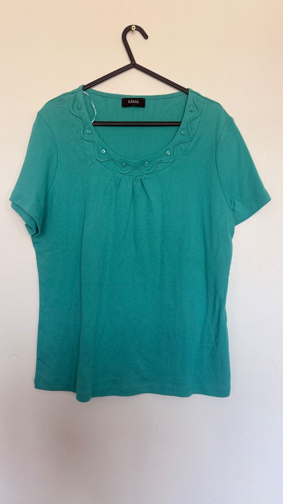 Klass Aqua Blue Beaded Neckline Top Size L Casual Summer T-Shirt