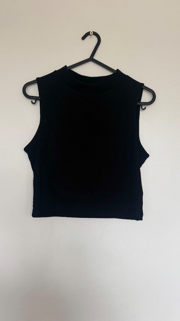 H&M Black Ribbed Crop Top Size XS Sleeveless High Neck Minimalist Basic