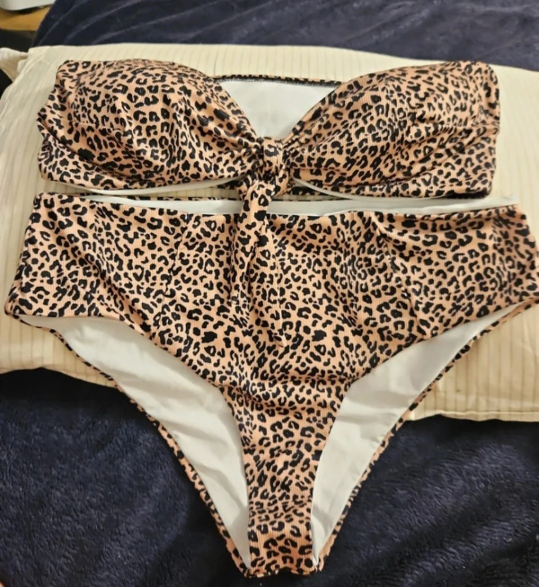 Bikini brand new states 3xl but more size 20