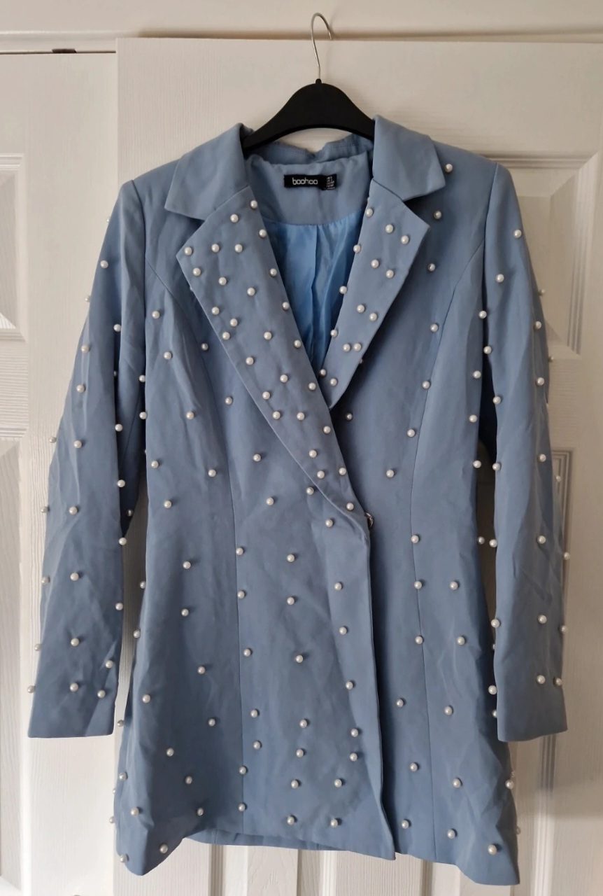 Boohoo blazer with pearls