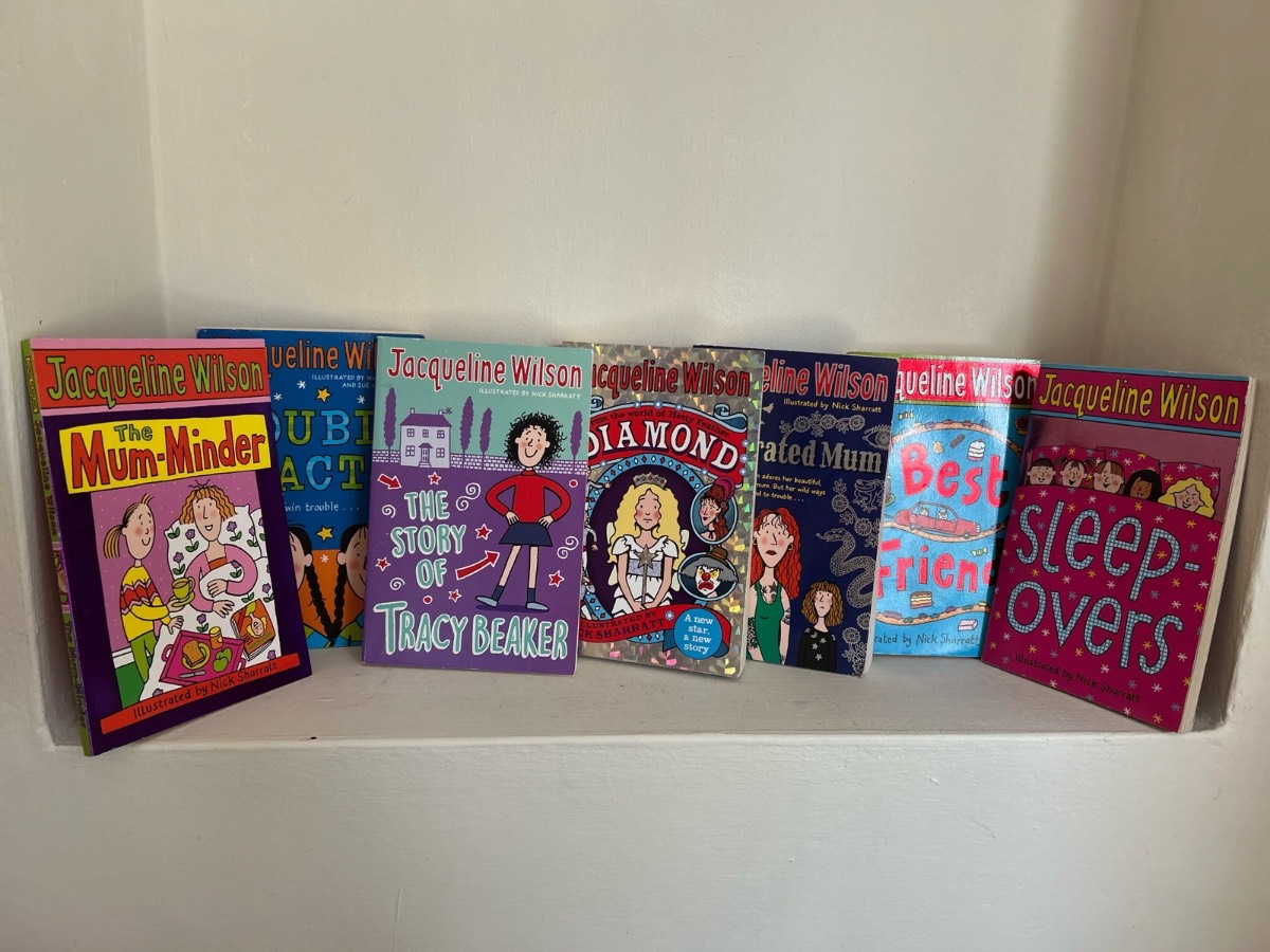 Jacqueline Wilson Book bundle Tracey Beaker Illustrated mum etc x 7