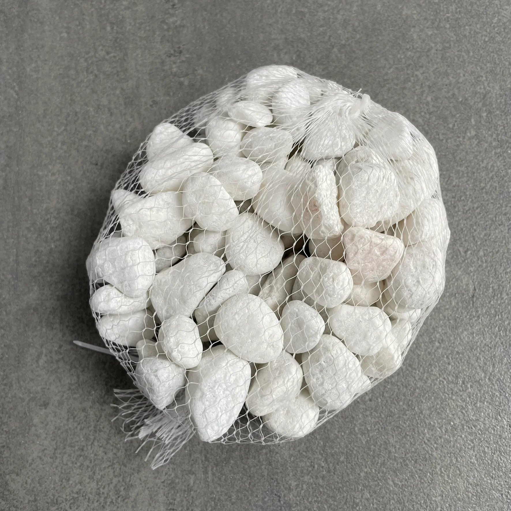 1kg bag of white stones pebbles