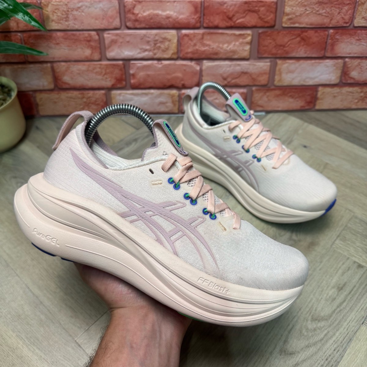 Asics Gel-Nimbus 28 Women’s Running Shoes Uk Size 5 Pink/Morganite