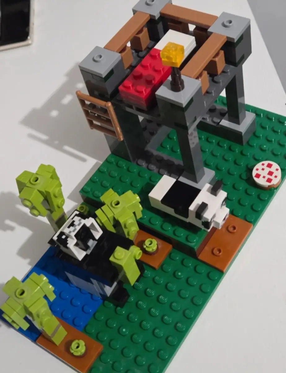 Lego minecraft panda nursery 21158