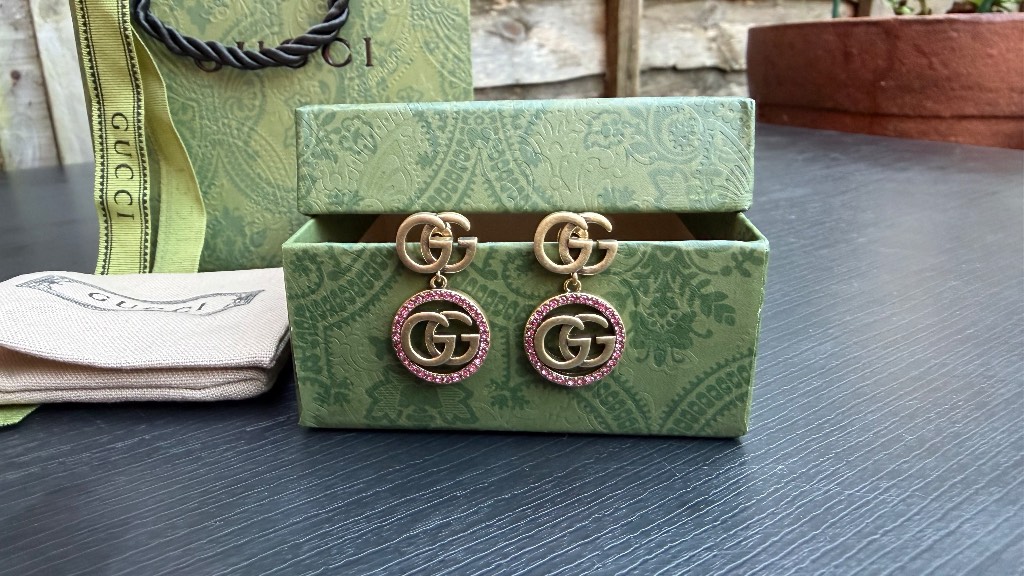 Gucci dangle earrings gold tone + pink zirconias