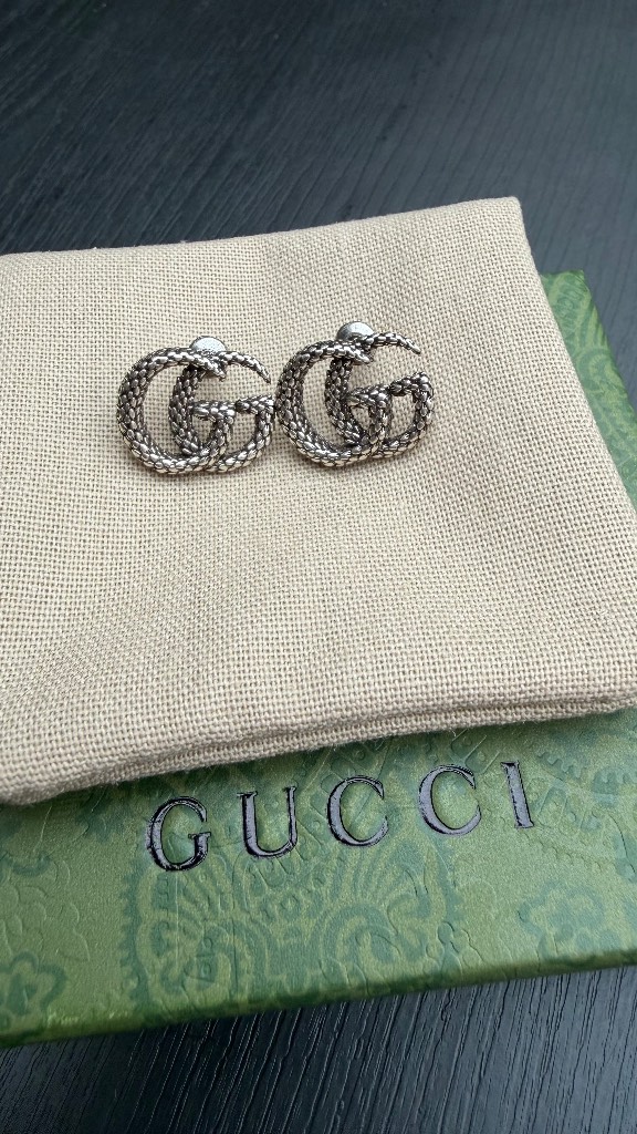 Gucci stud earrings silver tone