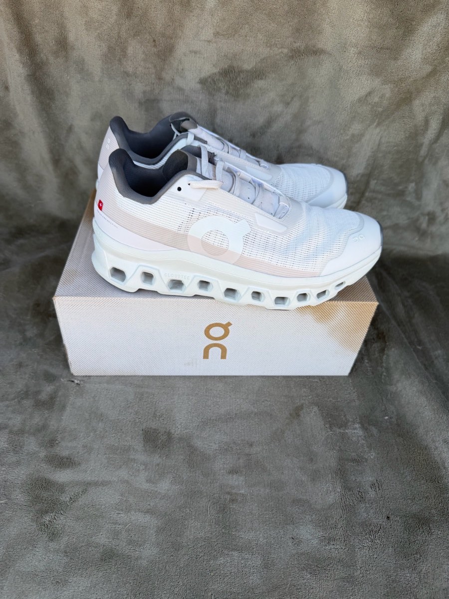 On cloudmonster void ivory wolf grey beige uk 9