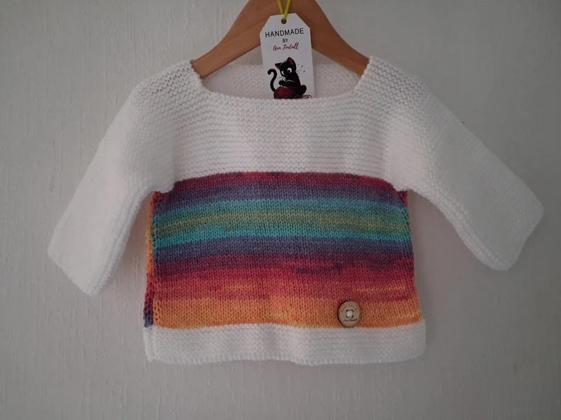(K346) Bespoke Hand Knitted Smock Style Pullover Size 9-12 months Chest 22"