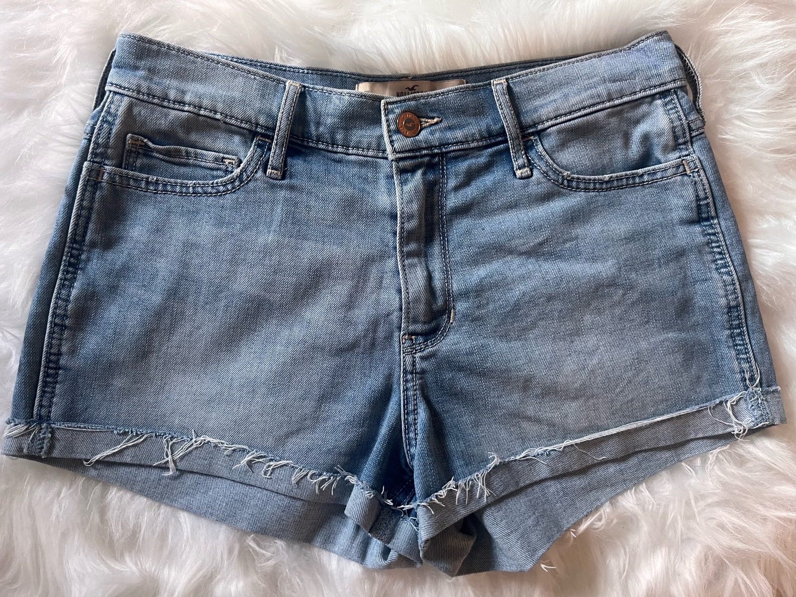 Vintage Y2K Hollister Denim Shorts size 7 Waist 28