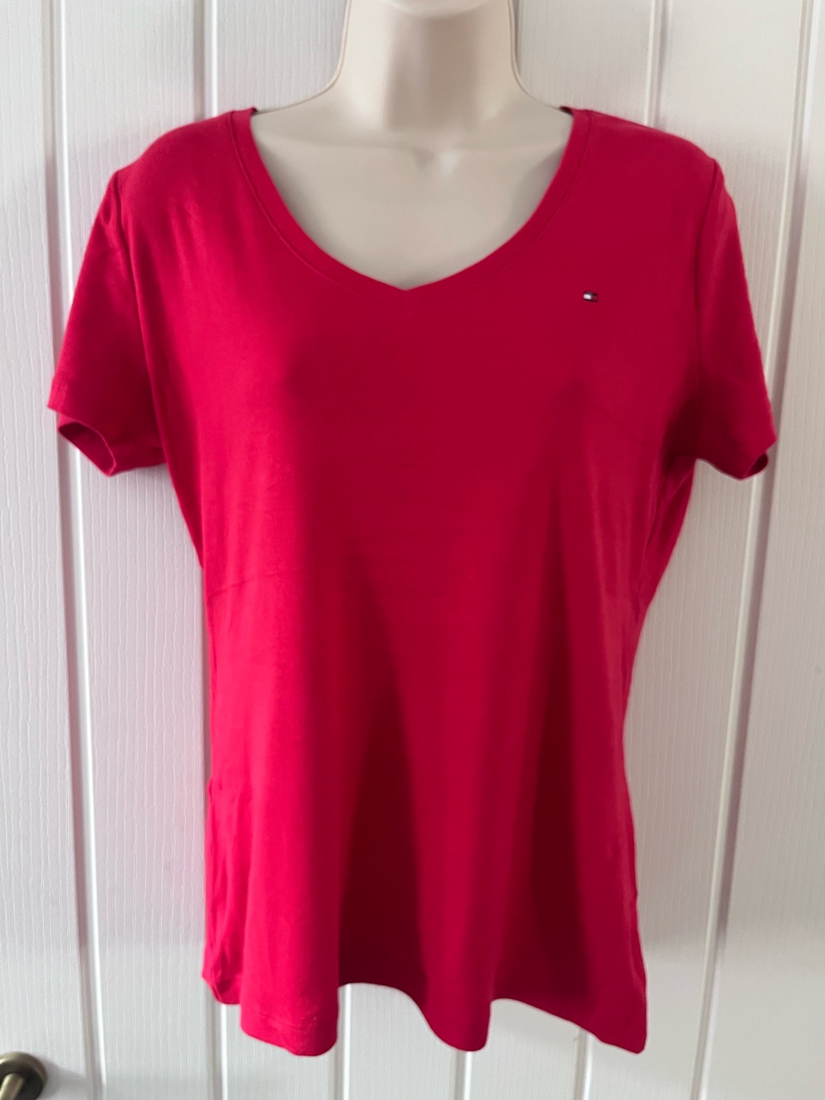 Tommy Hilfiger Red V-Neck T-Shirt Size M