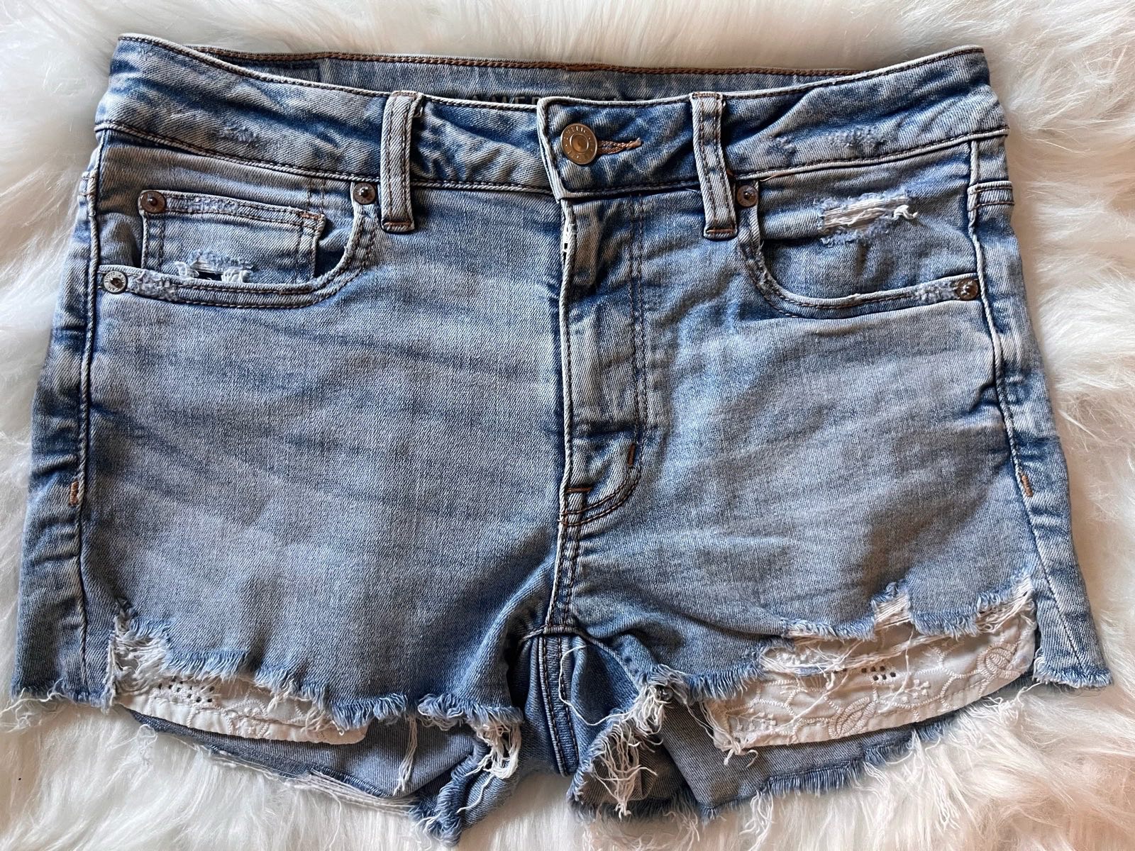 Vintage Y2K American Eagle Denim Shorts with Broderie Anglaise Pocket Detail size 10 Us size 6
