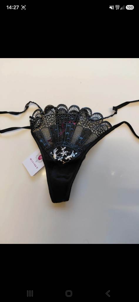 Madam V g string