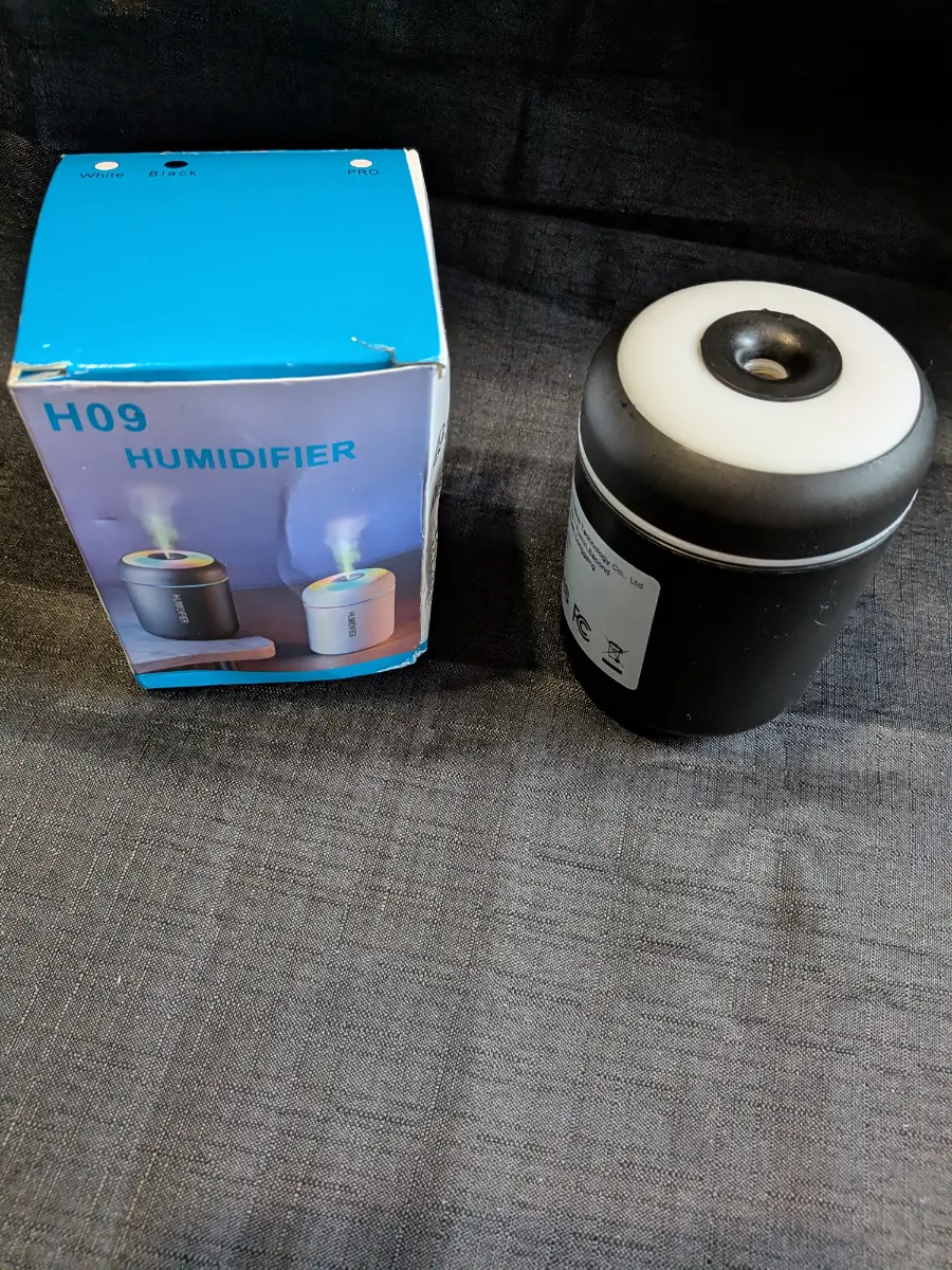humidifier in black for you use with home fragrance oils
