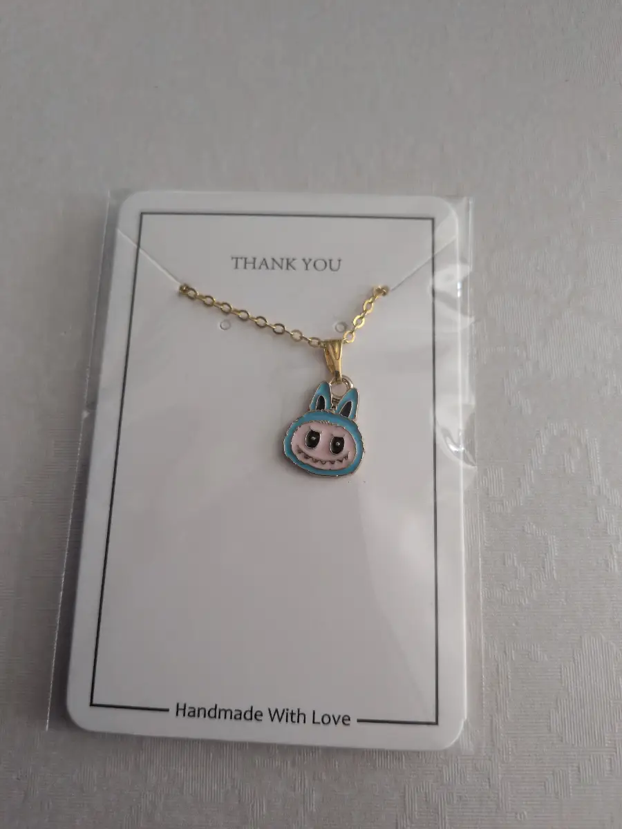 Pretty pendant Necklace