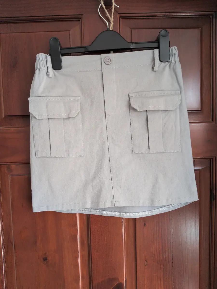 Gorgeous Grey Mini Skirt by Ellsbelles Size 6-8