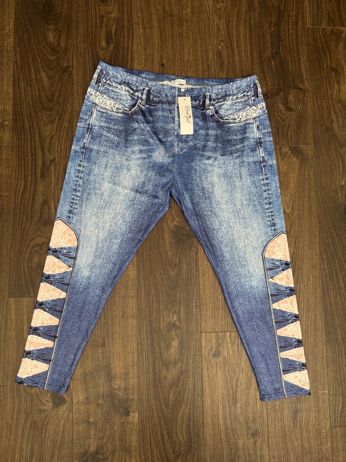 Rosegal Faux Denim Leggings with Lace Detail - Plus Size 4X (US 22)