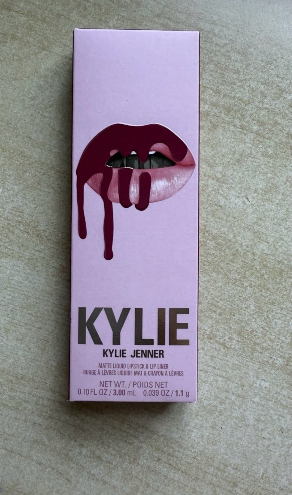 Kylie Jenner Matte Liquid Lipstick & Lip Liner Kit Shade 504 Hollyberry Matte