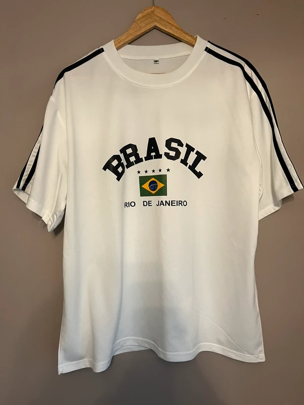 Brazil Rio de Janeiro Polyester T-Shirt – White – Men’s UK Medium
