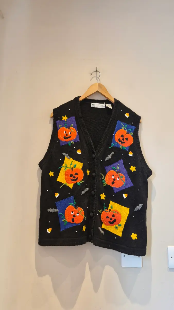 Vintage Halloween Pumpkin Embroidered Vest Black Novelty Knit UK 18-20