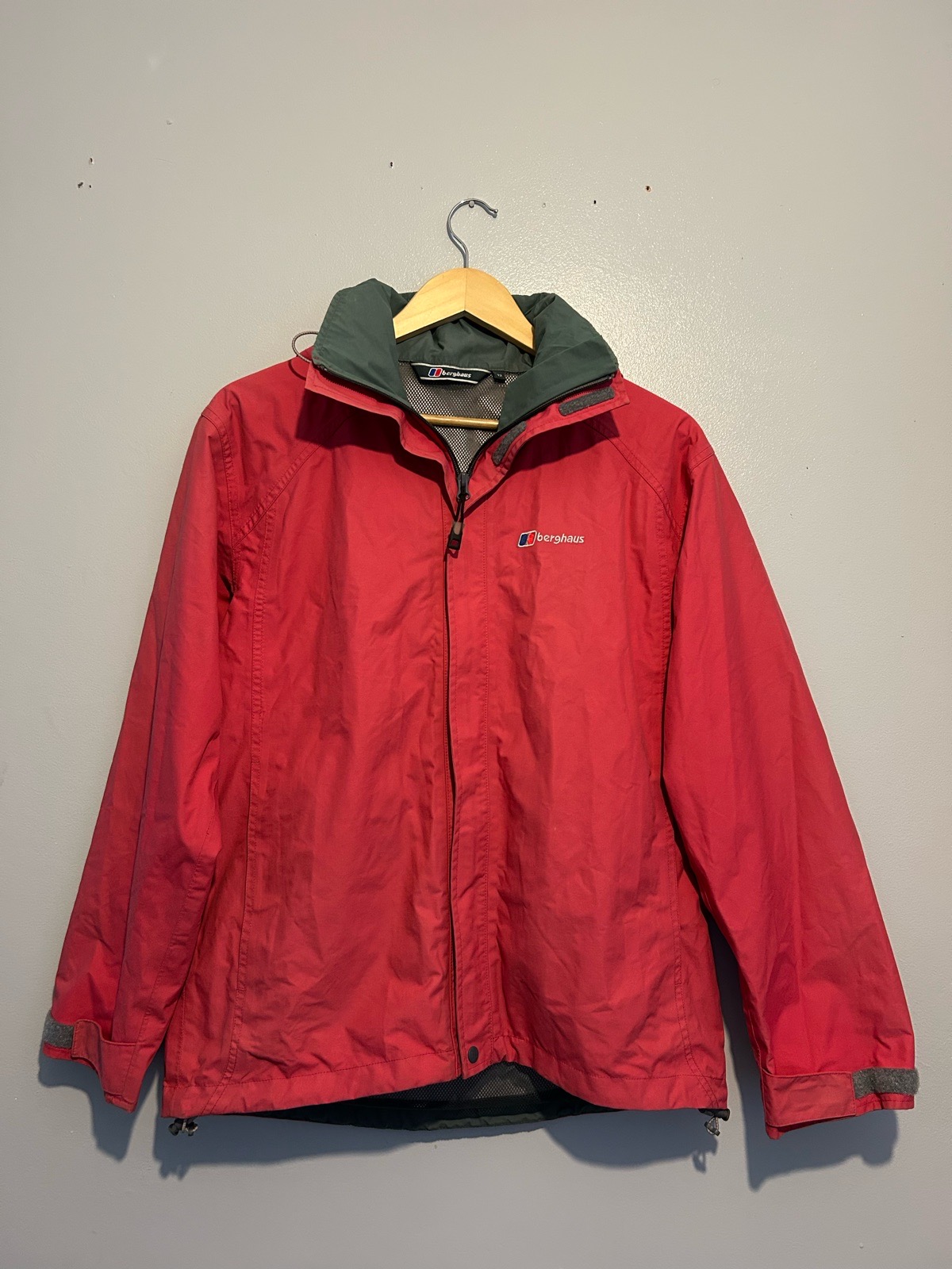 Berghaus AQ2 Waterproof Jacket  Women's Vintage- Size 12