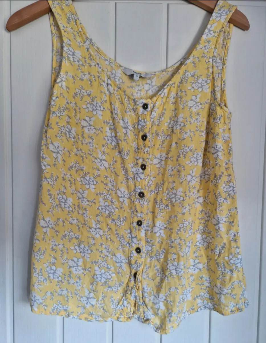 Next size 12 floral yellow button down vest top