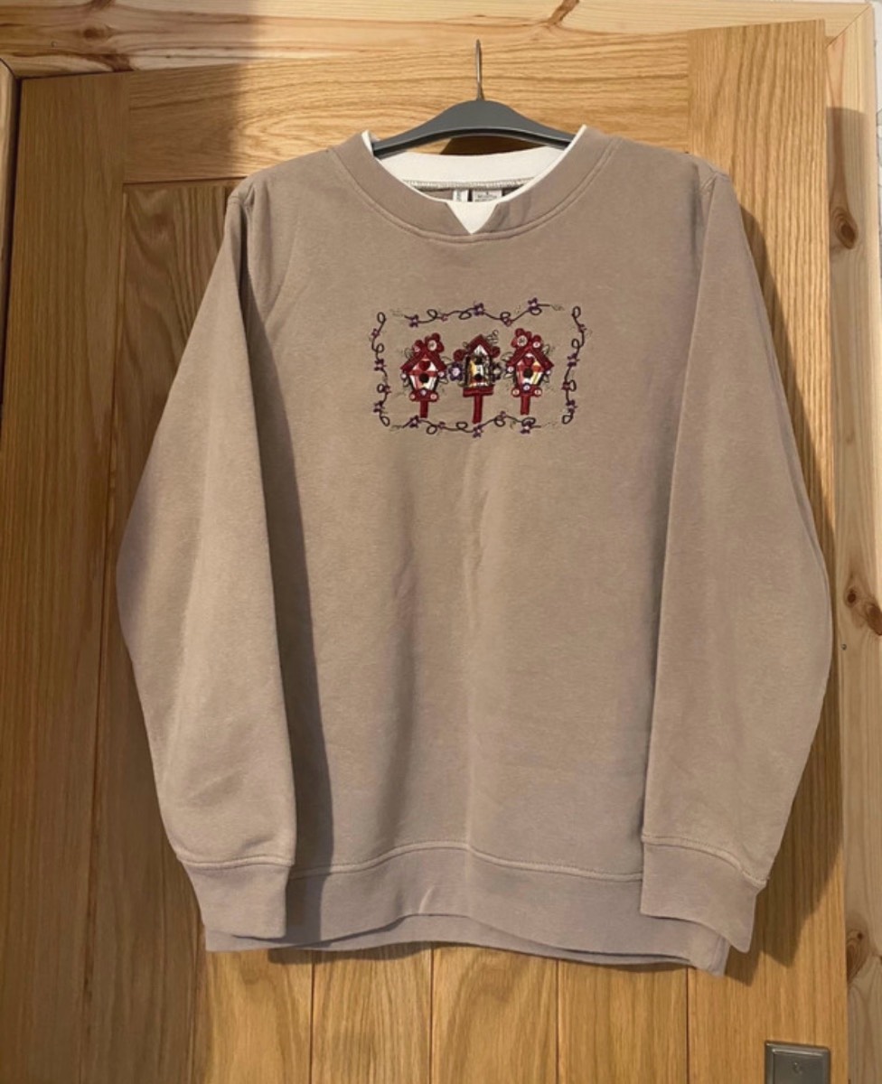 Vintage 90s Hastings & Smith Embroidered Sweatshirt