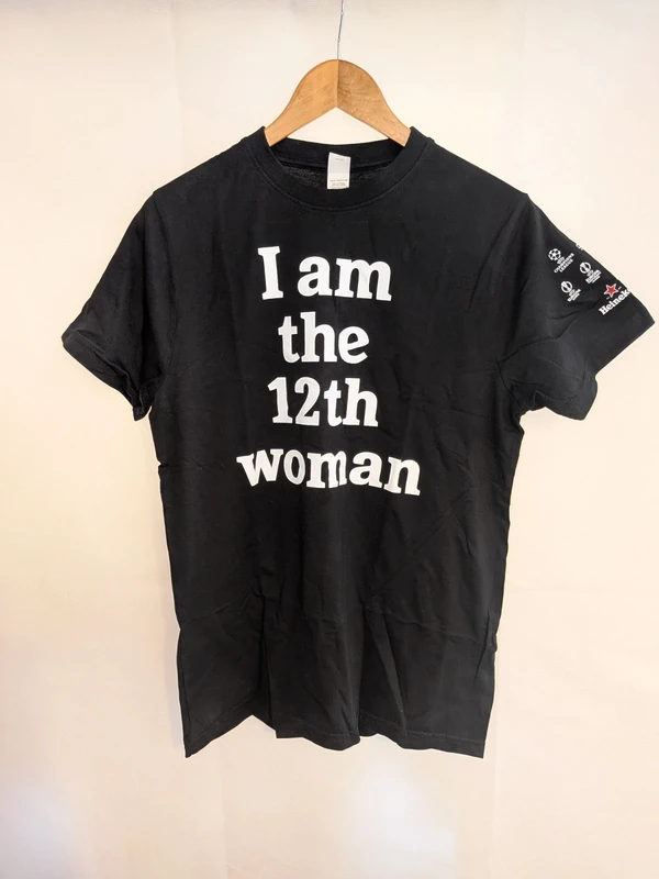 Heineken, I Am The 12th Woman Football T-Shirt Black Size Medium