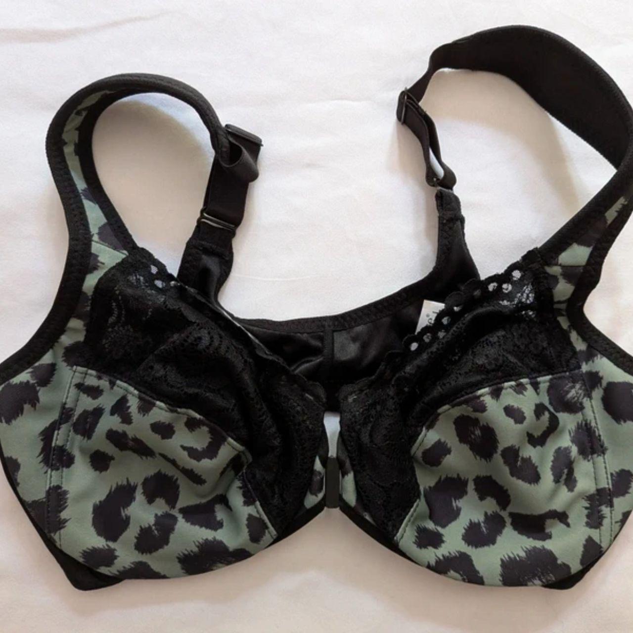 Glamorise Wonderwire Front-Closure Underwire Bra Green & Black Leopard Print 34C