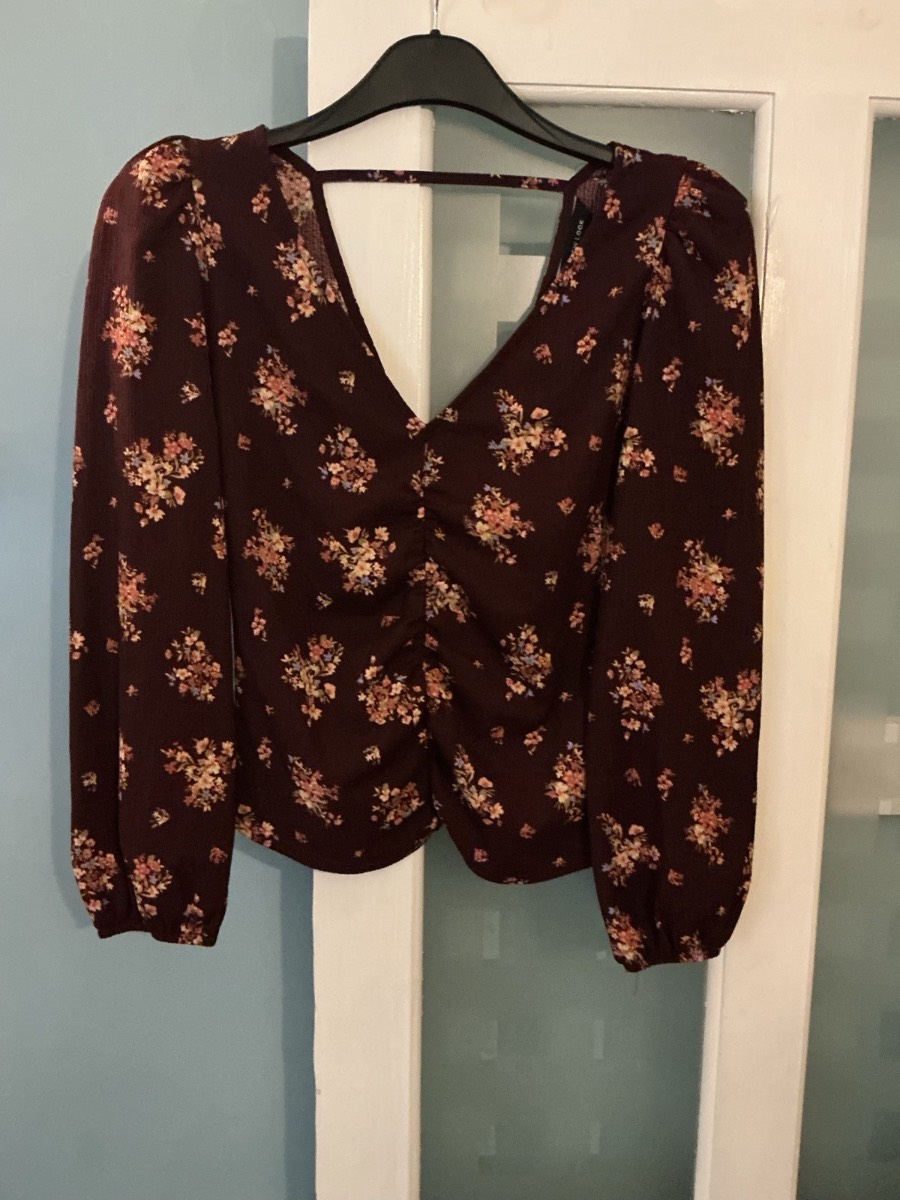 New Look Floral Brown Top Deep V Neck Long Sleeved Size 10