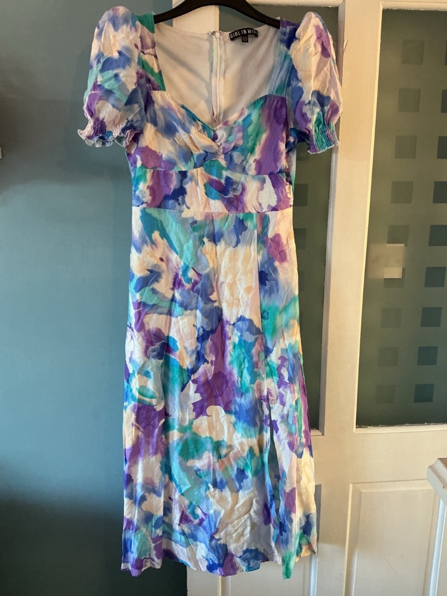 Girl in Mind Blue Floral Pattern Dress Size 10 Short Puff Ball Sleeves