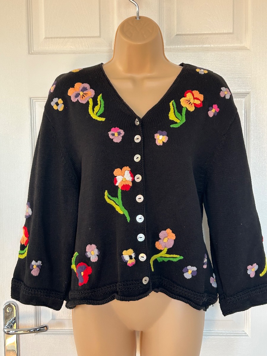 Vintage Lisa Nichols Black Floral Embroidered 100% Cotton Cardigan Cottagecore L