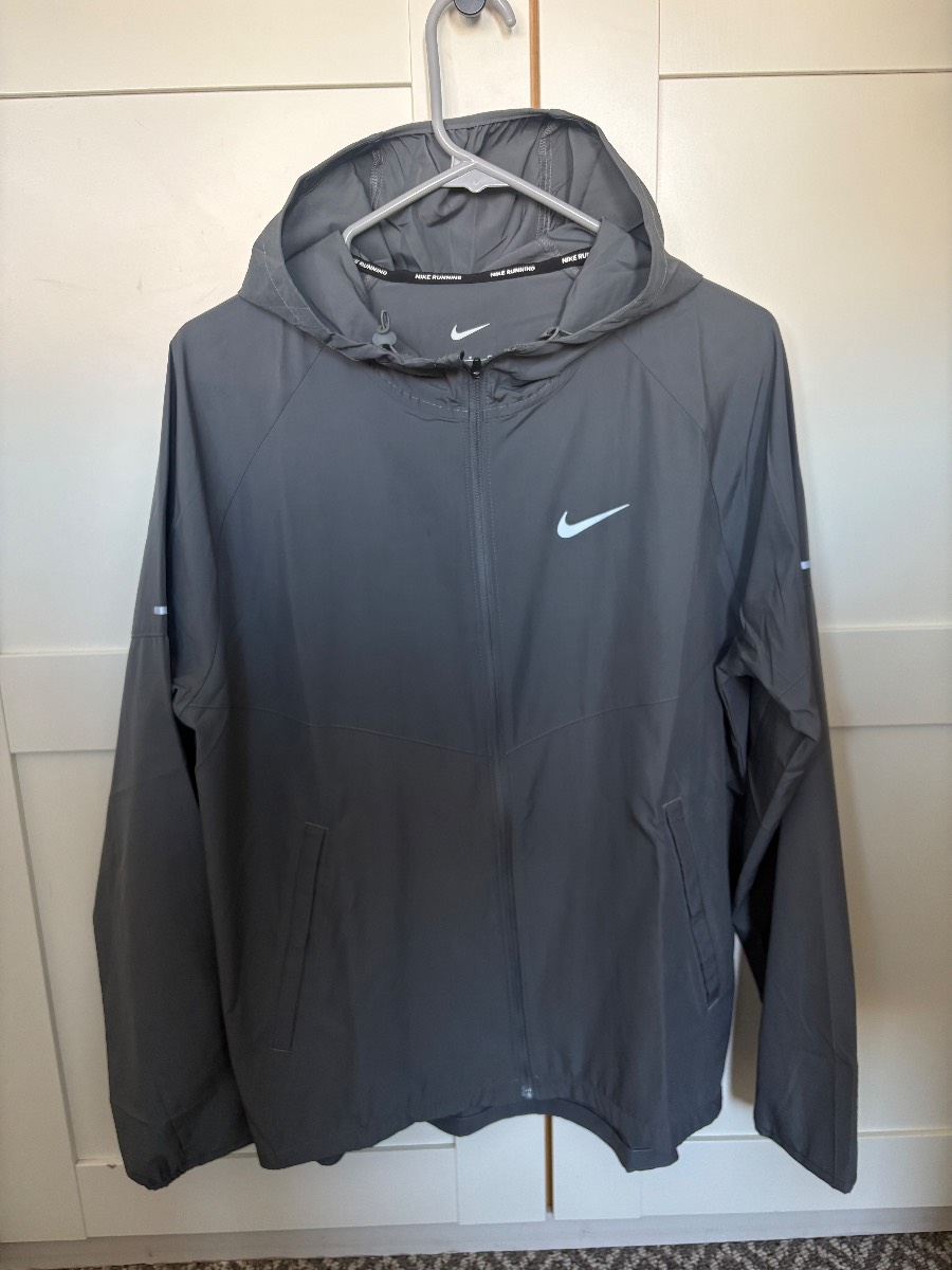 Nike Miler Windbreaker