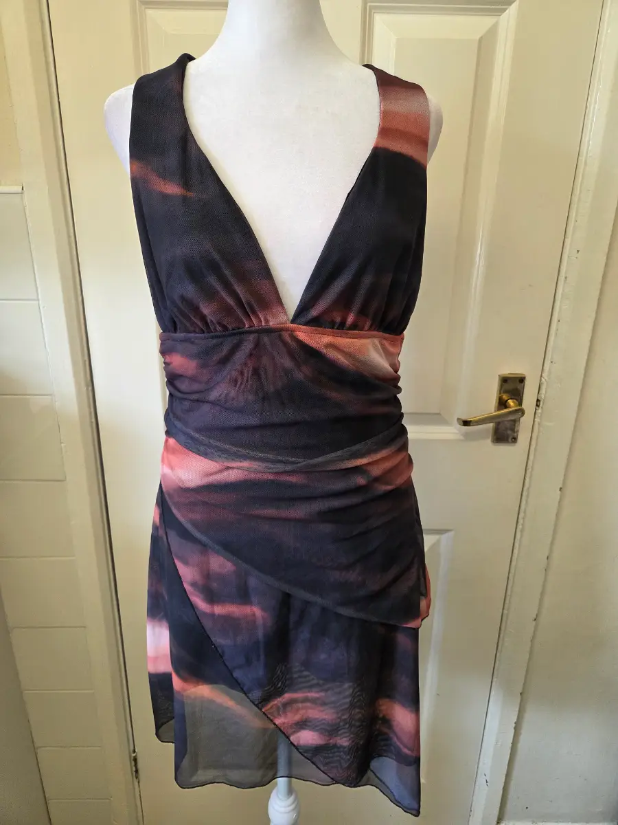 Tiktok Viral Sunset Ombre Mesh Ruched Mini Dress. Size M (UK10)