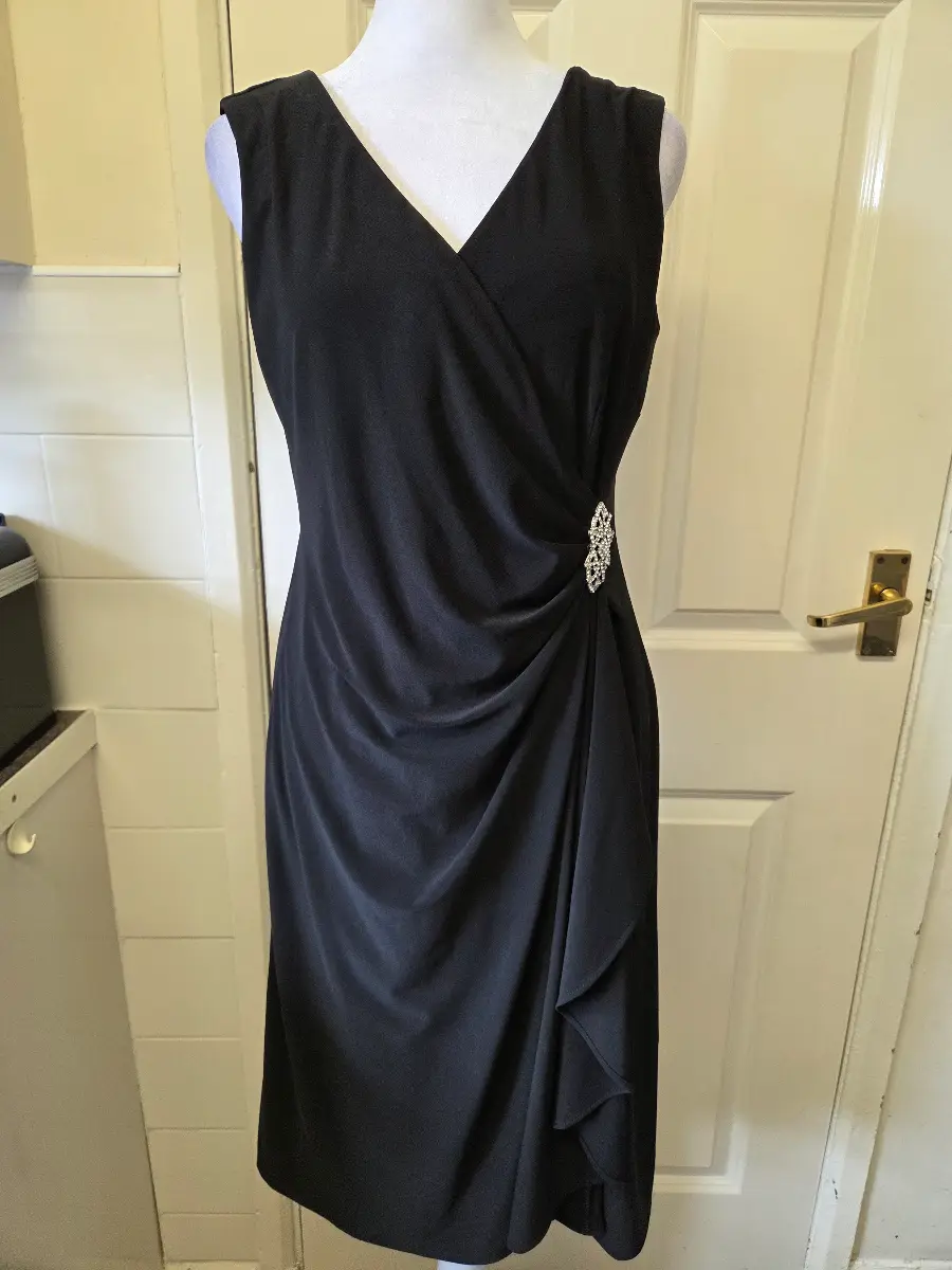 RM Richards Black Faux Wrap Midi Dress with Rhinestone Brooch Accent. Size 8