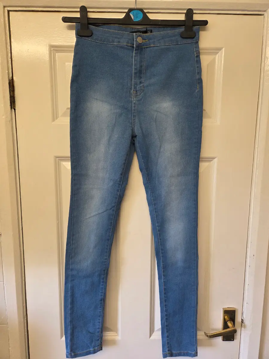 Naanaa Mid Blue High-Waisted Skinny Jeans. Size 10