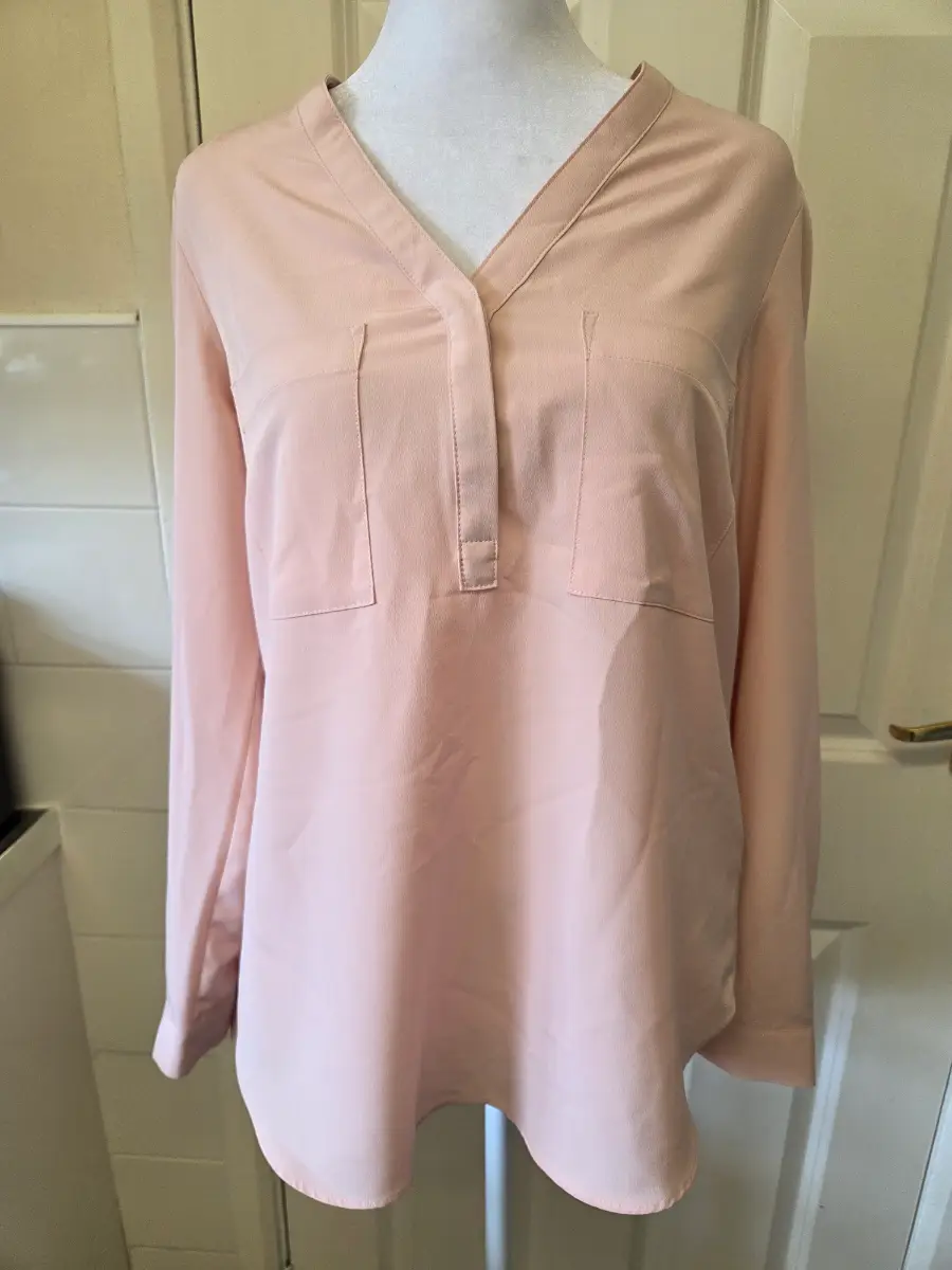 Marks & Spencer Classic Blush Pink V-Neck Long Sleeve Blouse Top. Size 8