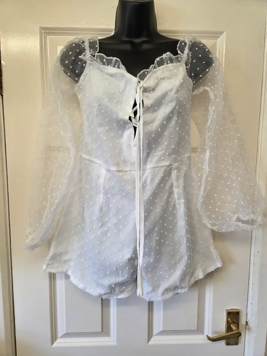 Katch Me White Swiss Dot Mesh Sleeve Playsuit. Size 12