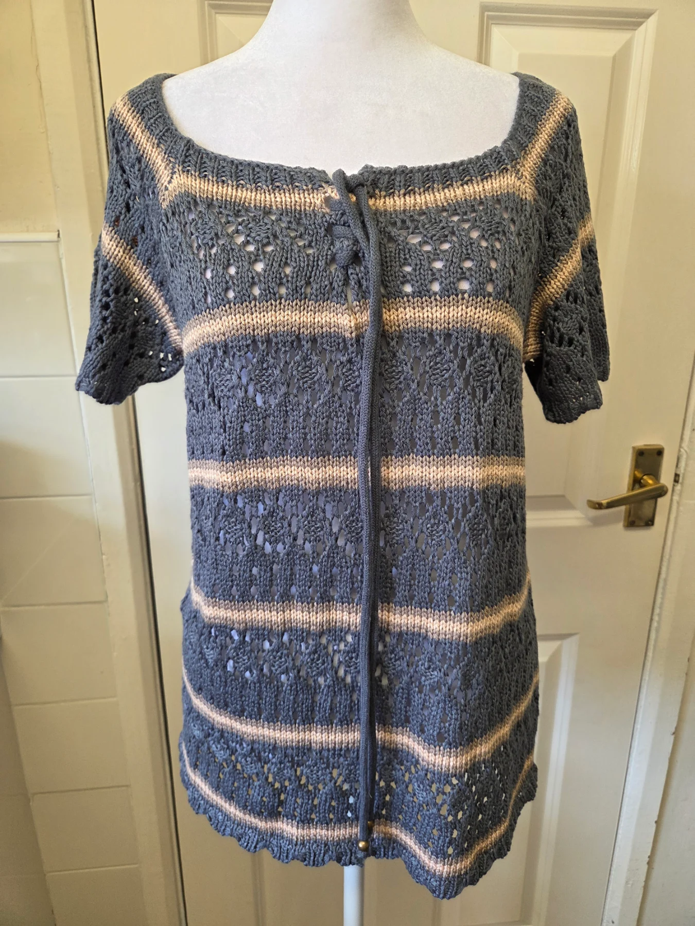Rainbow Knit Crochet Short Sleeve Top Slate Blue & Beige Stripe. Size Small